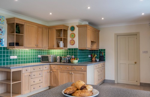 Constantine Bay Casa | Wonderful Spacious Family Home in Constantine Bay Situated on Road to Beach