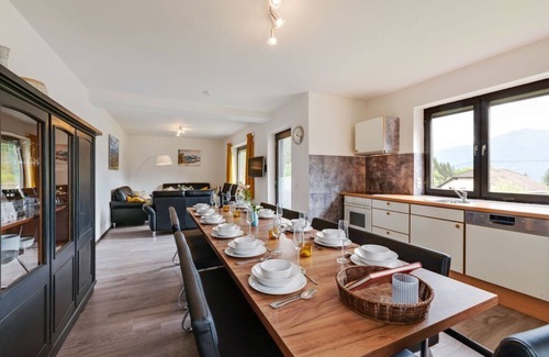 Kotschach-Mauthen Apartamento | Wonderful Stay for 2-10 Persons Cosy, Quiet & Active in Summer and Winter