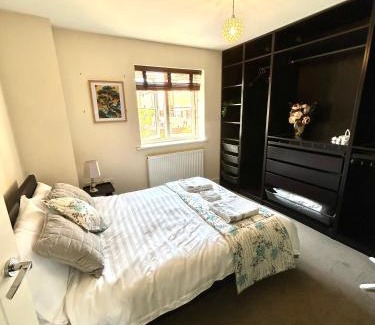 Bicester Apartamento | Wonderful two bedroom house in Bicester