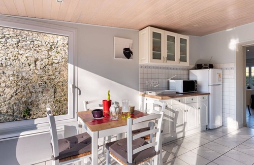 Gouville-sur-Mer Casa | Maravillosa casa de vacaciones para 5 personas con WIFI, TV, terraza y mascotas permitida