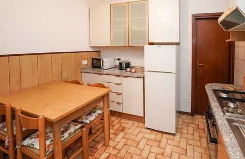 Laveno Casa | Estupenda casa de vacaciones con WIFI, TV, terraza, mascotas permitida y aparcamiento