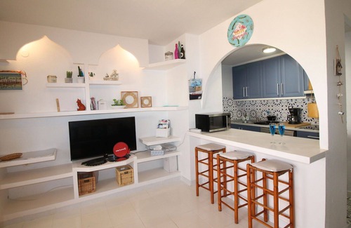 Coveta Fuma Casa | Maravillosa casa de vacaciones para 6 personas con A/C, WIFI, piscina, TV, terraza y aparcamiento