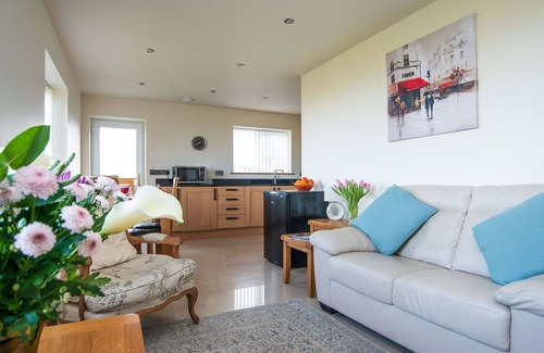 Llanasa Casa | Estupenda casa de vacaciones para 4 personas con WIFI y TV