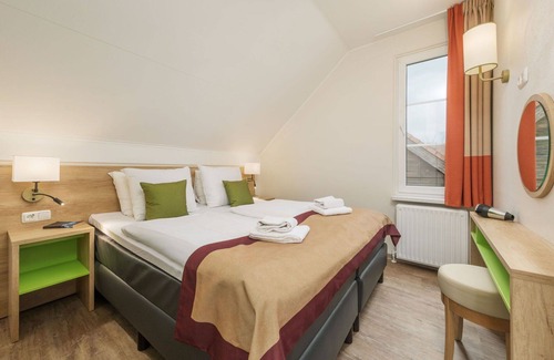 Medebach Casa | Estupenda casa de vacaciones con bañera de hidromasaje, piscina, WIFI, TV, terraza y aparcamiento