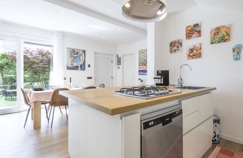 Traona Villa | Estupenda casa de vacaciones para 6 personas con A/C, WIFI, TV y patio