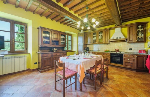 Pescaglia Casa | Estupenda casa de vacaciones para 6 personas con piscina privada, WIFI, TV, patio y aparcamiento