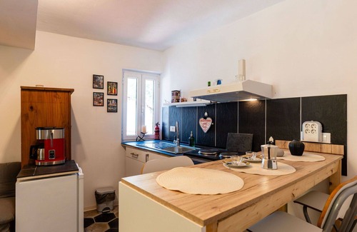 Badalucco Casa | Preciosa casa de vacaciones para 3 personas con terraza