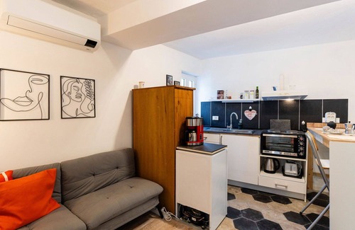 Badalucco Casa | Preciosa casa de vacaciones para 3 personas con terraza