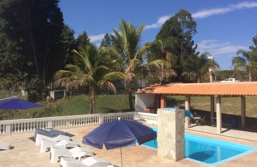 Itu Casa | Wonderful Villa w/ 2 Suites + 3 Bedrooms w/ Pool and Barbecue with Advance