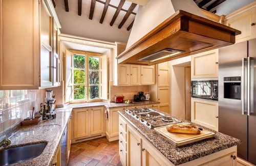 Lucca Villa | Casa de vacaciones con piscina privada, A/C, WIFI, TV, terraza, vista panorámica, cerca de Lucca