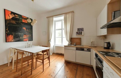 Krems an der Donau Apartamento | Wonderful White at Schloss Hollenburg