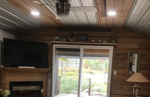 Alexandria Bay Cabaña | WONDERFUL WATERFRONT & SHIP VIEWS WITH YOUR OWN DOCK SPOT FOR YOUR BOAT!