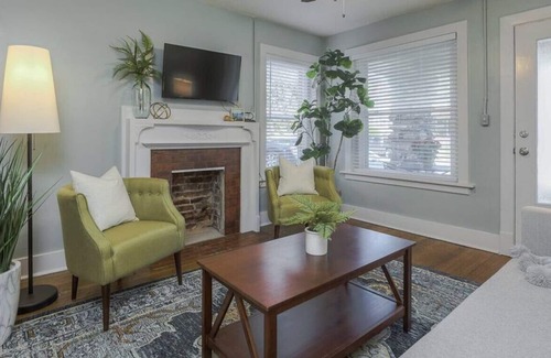 Central Hyde Park Apartamento | Wonderful Whereabouts: 1bd/1ba