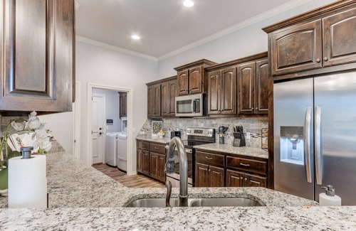 Midwest City Casa | Wonderful Windmill Farms: Where Every Stay Feels Like Coming Home