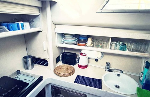 Diagonal Mar i el Front Maritim del Poblenou Alquiler De Eote | WONDERFUL YACHT APARTMENT IN BARCELONA - YOUR COSY PLACE TO STAY