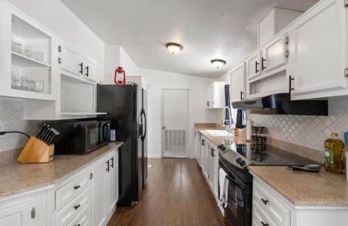 Williams Casa | Wonderland in Williams Scenic Views EscapetheCity