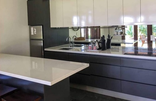 Wongaling Beach Apartamento | Wongalinga Absolute Beachfront ~ Tropical Oasis