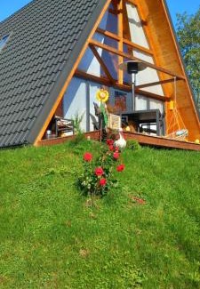 Giulesti Chalet De Esquí | Wood & Bricks Chalet