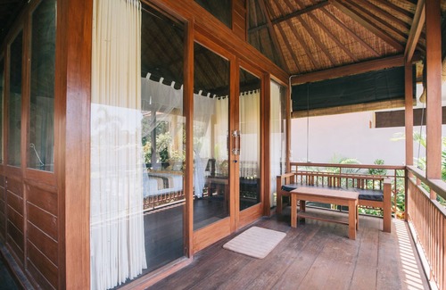 Purwakerti Cabaña | Wood bungalow