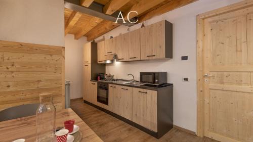Vione Apartamento | Wood harmony