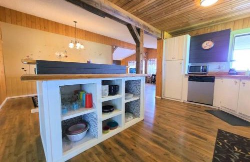 Forks Casa | Wood Haven