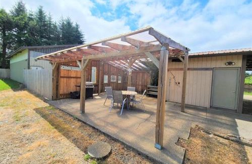 Forks Casa | Wood Haven