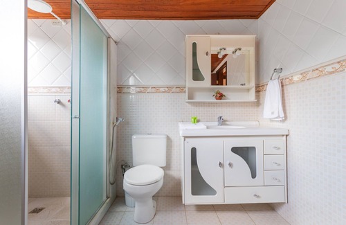 Itaipava Hotel | Wood House