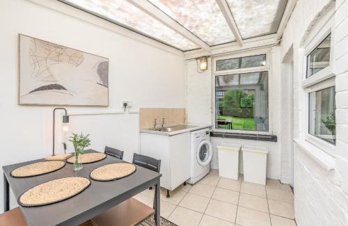 Kettering Casa | Wood House by Holmesdale Homes
