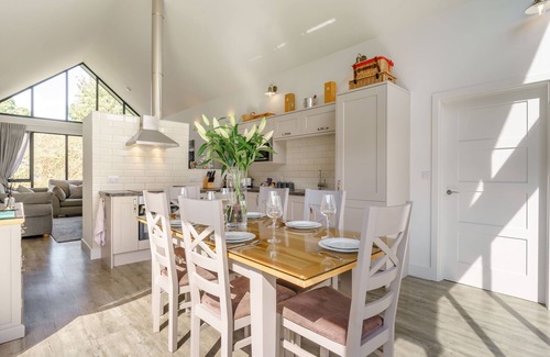 Bamburgh Cabaña | WOOD SAGE, family friendly, character holiday cottage in Bamburgh