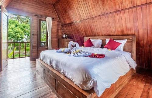 Penida Island Casa | Wood Triangle Room - Suan Nusa Penida