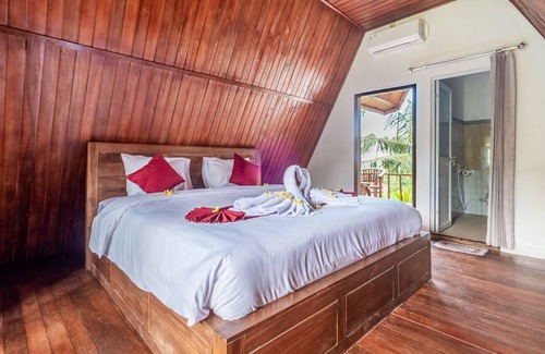 Penida Island Casa | Wood Triangle Room - Suan Nusa Penida