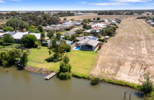 Yarrawonga Casa | Woodbine Waters Lakehouse