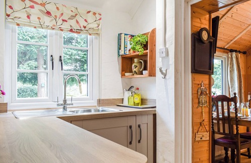 Telford Cabaña | Woodcarver's Cottage