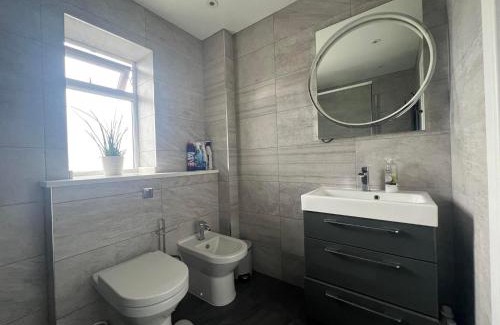 Staple Hill Casa | Woodcote house