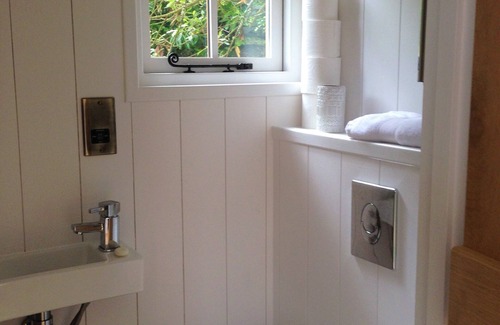 Mylor Churchtown Cabina | Woodcutter's Hide, aléjate de todo y disfruta de una experiencia romántica y rural.