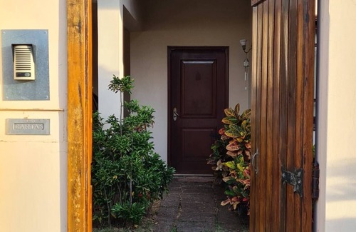 Amparo Cabaña | Wooded and cozy house in São Paulo's Water Circuit