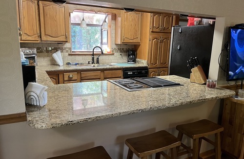 Greers Ferry Casa | Wooded Bliss on 1 acre with lake access across the street and sleeps up to 10!!