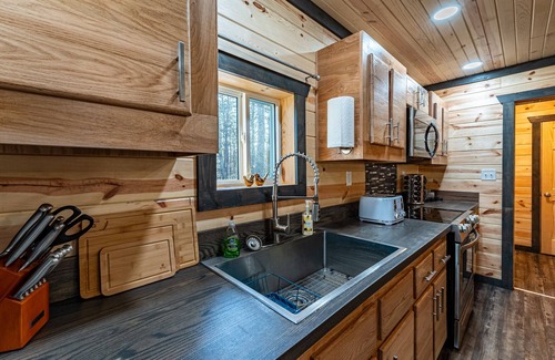 Hico Cabina | Wooded Circle - Barrel sauna, hot tub, fire pit