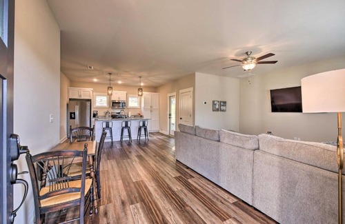 Lookout Valley Neighborhood Association Casa | Wooded Escape with Beautiful Backyard and Mtn Views!