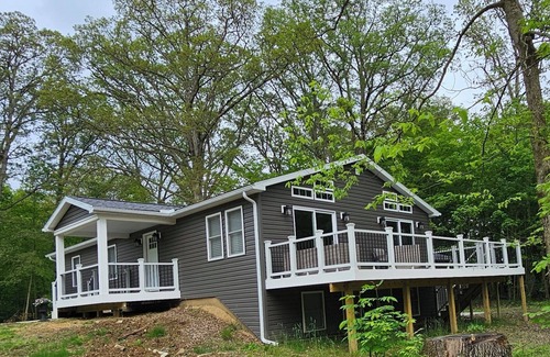 Irwin Casa | Wooded Family Paradise