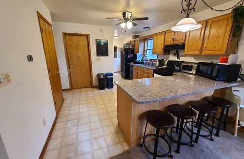 Paupack Casa | Wooded Retreat: 3 Bed/2 Bath, Hot Tub, A/C, Fire Pit, Ping Pong + Yard Games