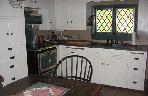 Mount Gretna Heights Cabaña | Belleza del Victorian con el fabuloso porche