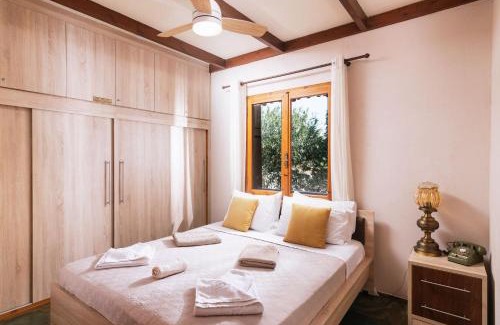 Gerani Casa | Wooden Beach House