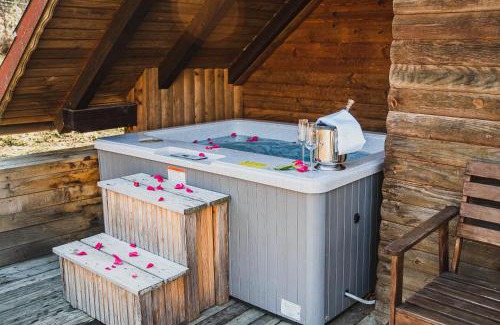Bostanj Chalet De Esquí | Wooden Cabin Zurej with Hot Tub