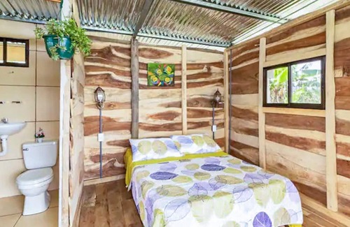 San Isidro de El General Cabina | Wooden Cabin With Amazing Views