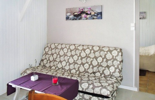 Tramain Chalet De Esquí | Chalet de madera en parcela vallada con estanque, 4 personas, completamente reformado