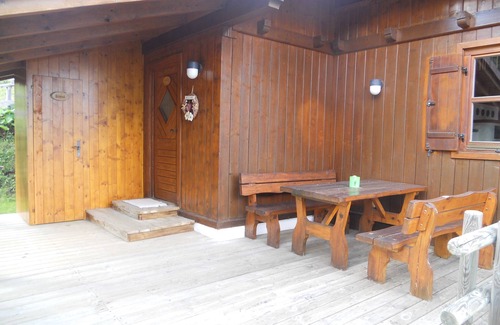 Reichenau Cabina | Exclusiva cabaña de madera a 1800 m, sauna, estufa de azulejos, equipamiento de primera.