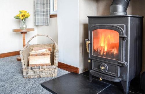 Castle Douglas Casa | Woodend Farmhouse Halmyre