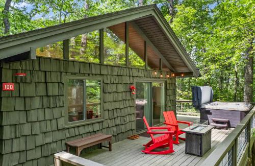 Asheville Casa | Woodhaven Cabin Sauna & Hot tub