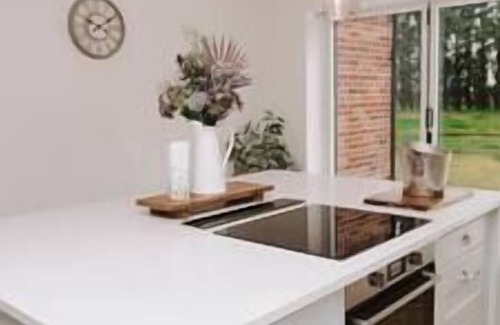 Sleaford Casa | Woodhaven Stays